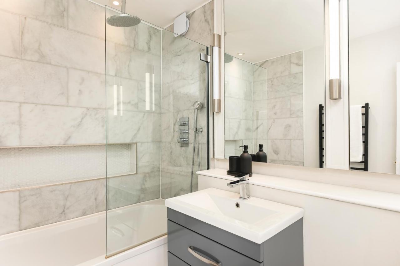 Penthousestays Chelsea - Luxury 2 Bedroom Apartment W/King Bed - Near King'S Road Лондон Екстериор снимка